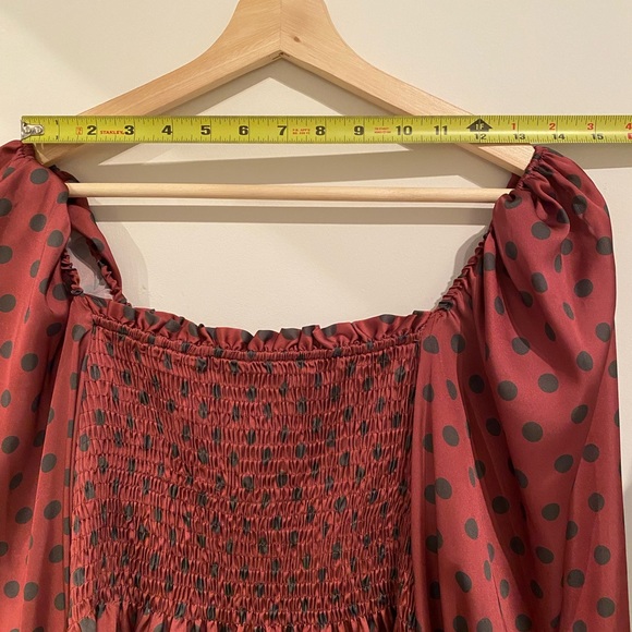 Zara puffy sleeve top - Picture 6 of 6